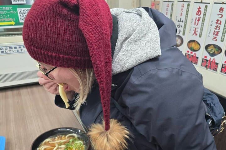 A Bite of Kyoto After Dark Walking Tour for Food Lovers By Guide — photo 8