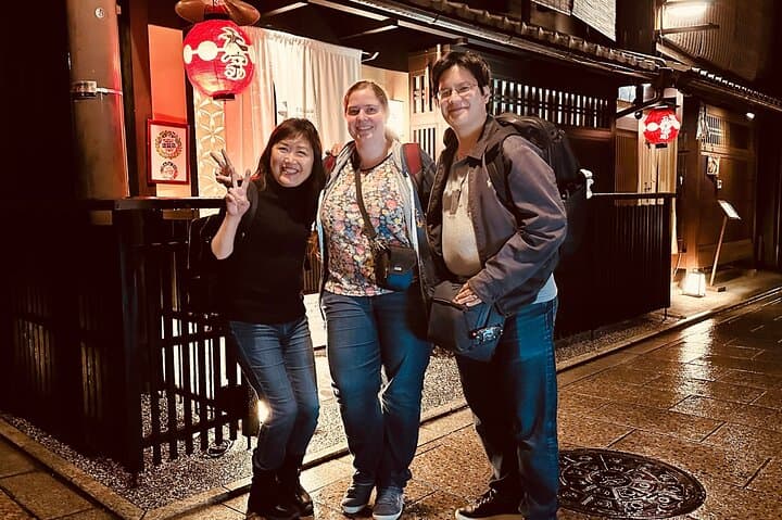 A Bite of Kyoto After Dark Walking Tour for Food Lovers By Guide — photo 11