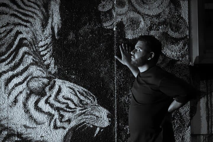 Tokyo Night Photoshoot in Shinjuku with Award-Winning Pro Gota — photo 13