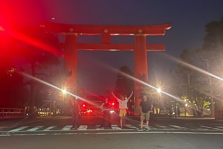 eBike Tour‐Tokyo Odyssey: From Geisha Roots to Sumo & Neon Future — photo 2