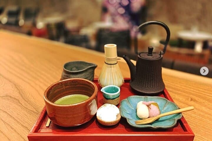 Tea ceremony in Ginza! Includes Japanese sweets and sushi toy — photo 11