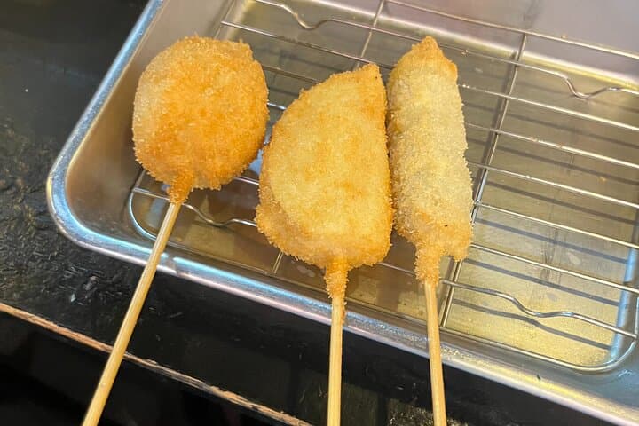 Osaka 2 Hour Local Street Food Tour in Dotonbori and Namba — photo 11