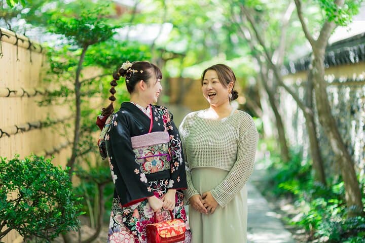 Kimono Elegance Experience & Professional Photoshoot in Fukuoka — photo 6
