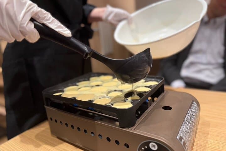 All-You-Can-Eat Takoyaki +All-You-Can-Drink +Karaoke in Dotonbori — photo 12