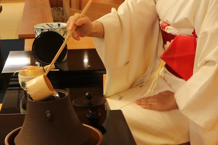 Once-in-a-Lifetime Tea Ceremony on a Noh Stage — photo 1