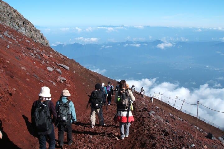 2-Day Mt Fuji Climbing Tour to Summit from Tokyo with Free Gear — photo 8