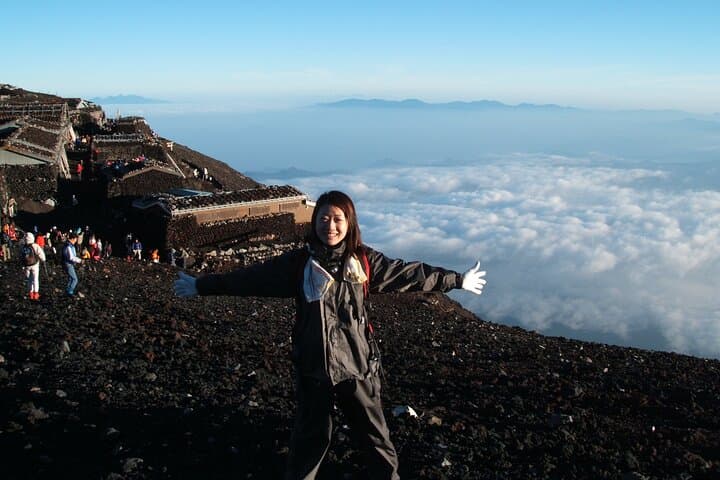 2-Day Mt Fuji Climbing Tour to Summit from Tokyo with Free Gear — photo 9