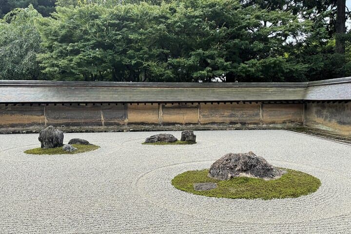 Kyoto: Golden Pavilion and Ryoan-ji Zen Garden Guided Tour — photo 5
