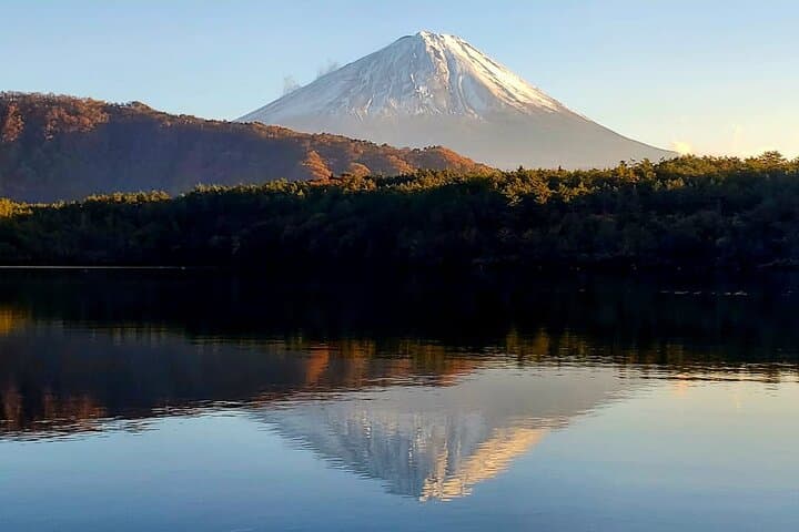 Mount Fuji Five Lakes Private Tour (Customizable) — photo 6