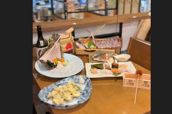 Shibuya Shopping and Izakaya Tour — photo 2
