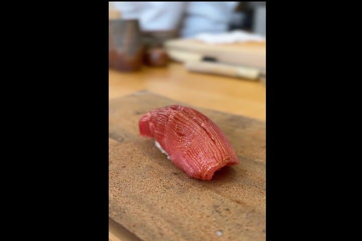 Luxury Sushi and Strolling Tour — photo 2