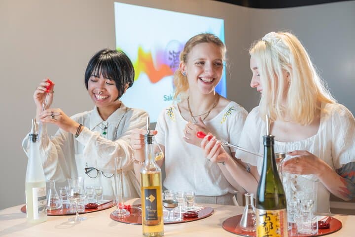 Sake Tasting and Blending Experience in Kyoto — photo 1