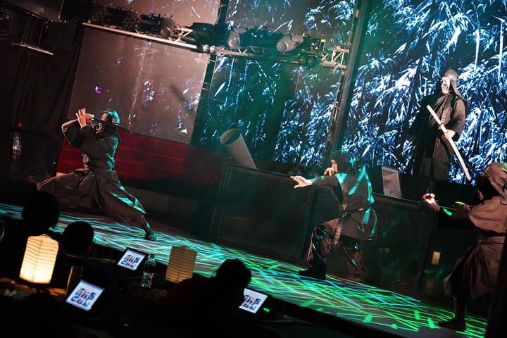 Ninja Kabuki show + Japanese Izakaya dinner in Shinjuku — photo 10