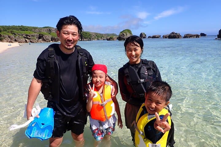 Miyakojima:Snorkeling｜Pick-up OK｜sea turtles & Fish and coral — photo 19