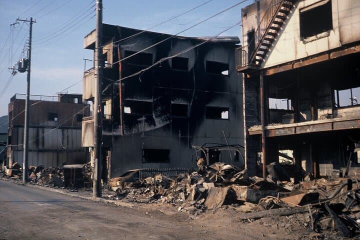 Kobe: Earthquake Memories Guided Tour at the Disaster Museum — photo 5