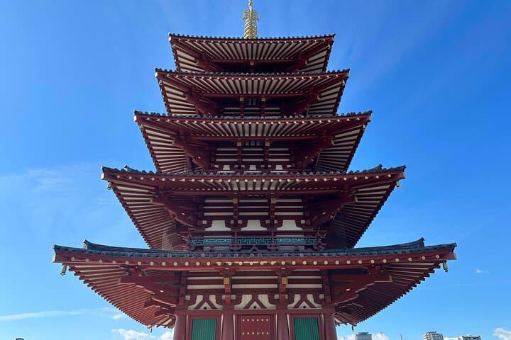 Osaka Oldest Temple, Shitennoji Private Guided Tour — photo 7
