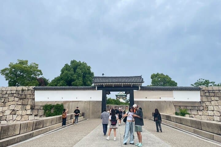 Full-Day Experience: Castle Tour, Kushikatsu, and Making Pottery — photo 5