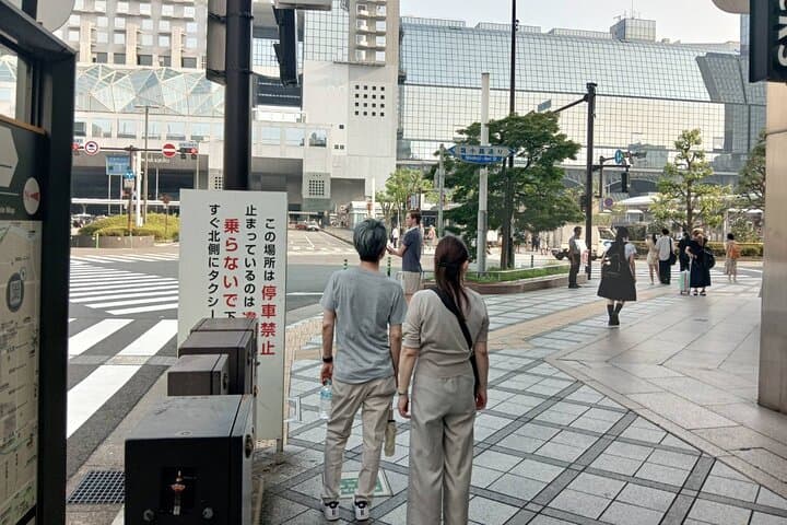 Private Kyoto Luggage Transportation — photo 6