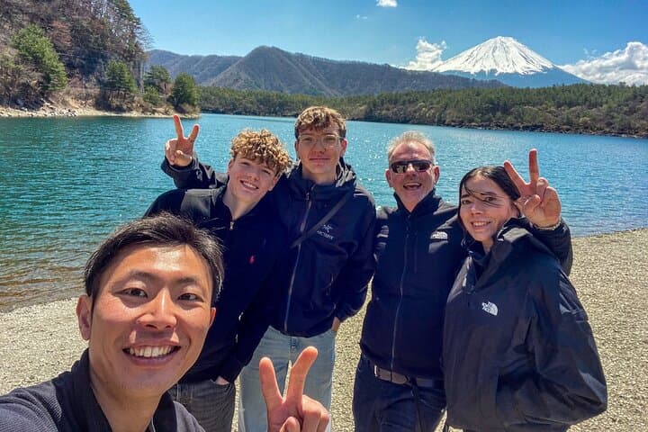 Hidden Fuji drive tour with a Local English speaking guide — photo 15