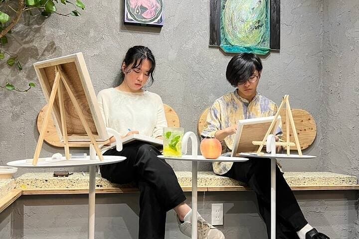 Experience Traditional Japanese Art at a Café for Art Lovers — photo 9