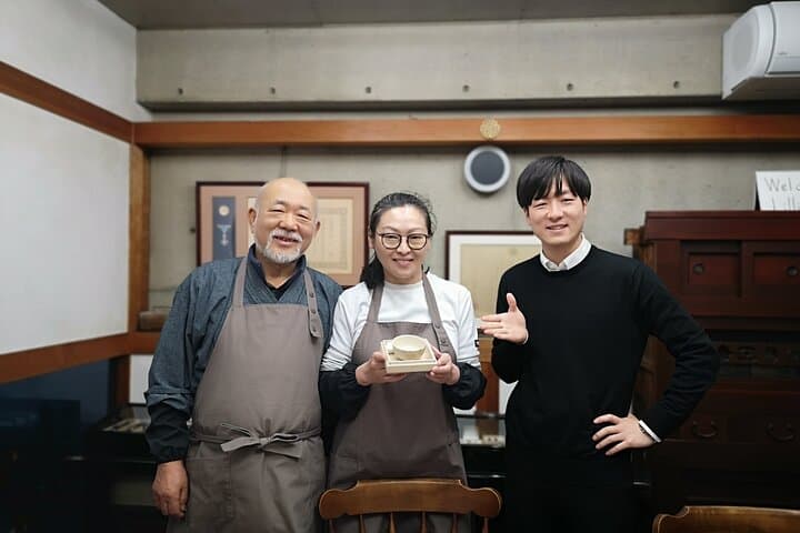 Traditional Kintsugi Workshop with a Master Craftsman — photo 19