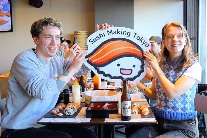 Sushi Making Tokyo with Traditional Rickshaw Ride Tour in Asakusa — photo 6