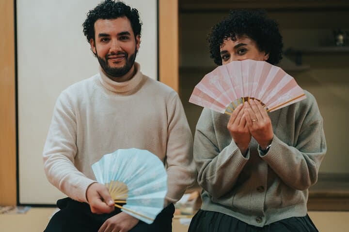 Private Kyoto Fan Painting & Edo-Style Tosenkyo Game Experience — photo 8