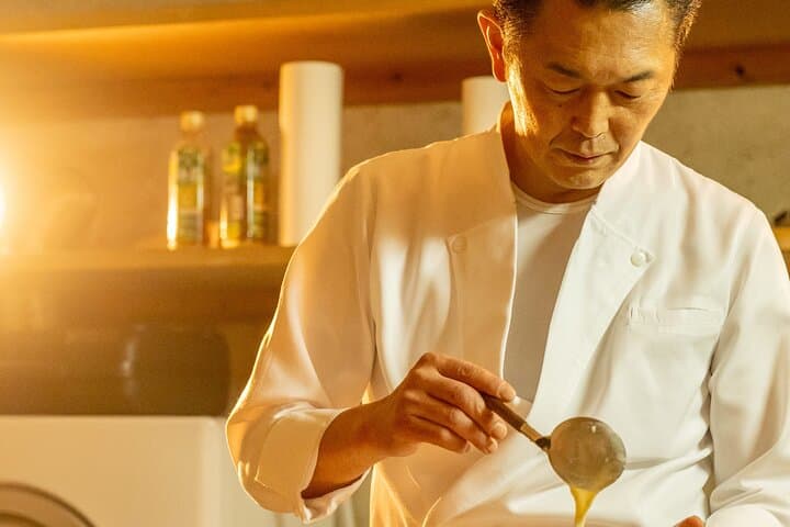 Ama Butlers Service and Shimas Seafood on a Private Beach — photo 7