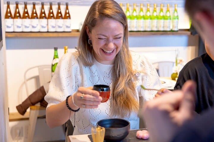 Matcha Making Class in Tokyo with Authentic Japanese Sweets Set — photo 6