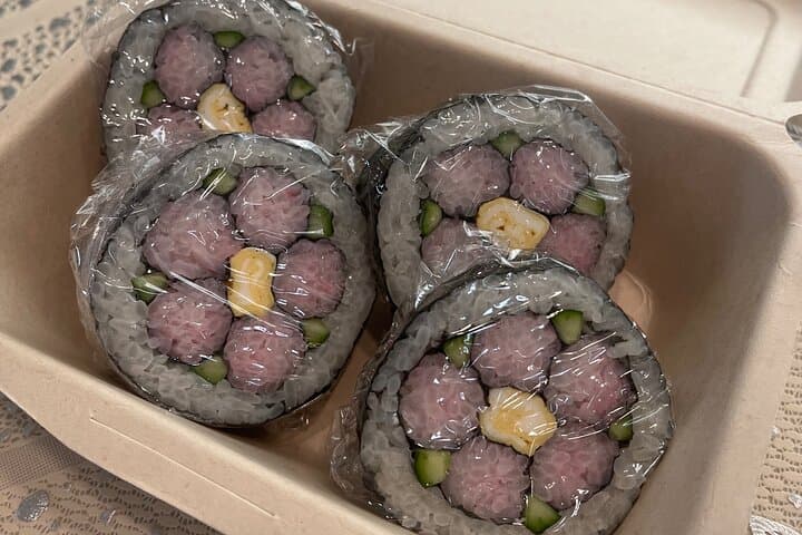 Making decorative sushi rolls near Tokyo Skytree — photo 7