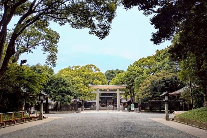 Tokyo Early Morning Walking Tour (It`s a new tour!) — photo 9