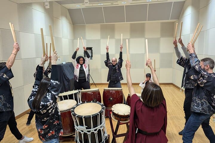 Experience Japanese Culture: Traditional Taiko Drumming — photo 12