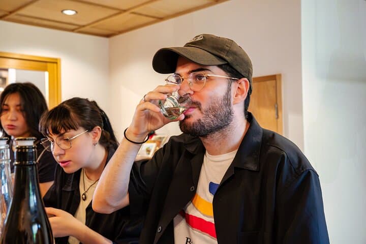 Kiyomizu Walk Tour and Traditional Sake Tasting — photo 6