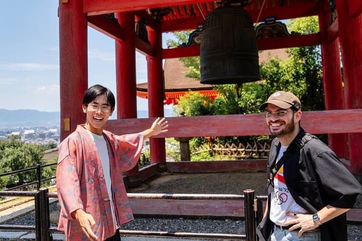 Kiyomizu Walk Tour and Traditional Sake Tasting — photo 11
