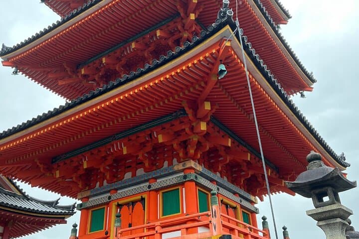 Higashiyama Private Walking Tour — Explore Kyoto with Two Locals — photo 4