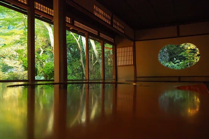 Half Day in Kyoto Arashiyama with Lunch in a Temple Private Tour — photo 2