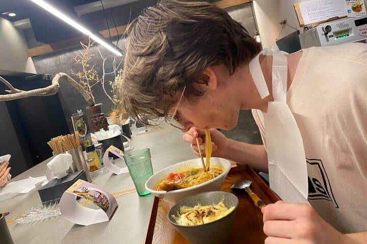 Shibuya Ramen Tasting Experience with Local Guide — photo 2