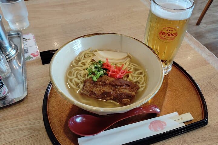 Naha: Airport Food Tour for a Delicious Start or Farewell — photo 2
