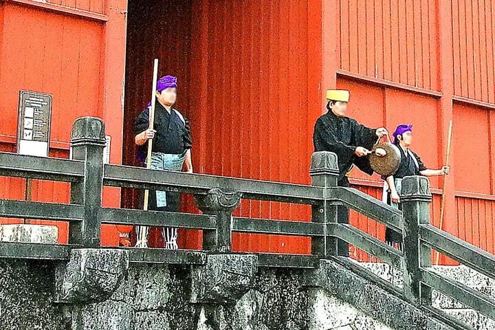 Naha: 1.5h Shurijo Castle Tour into the Heart of Ryukyu — photo 13