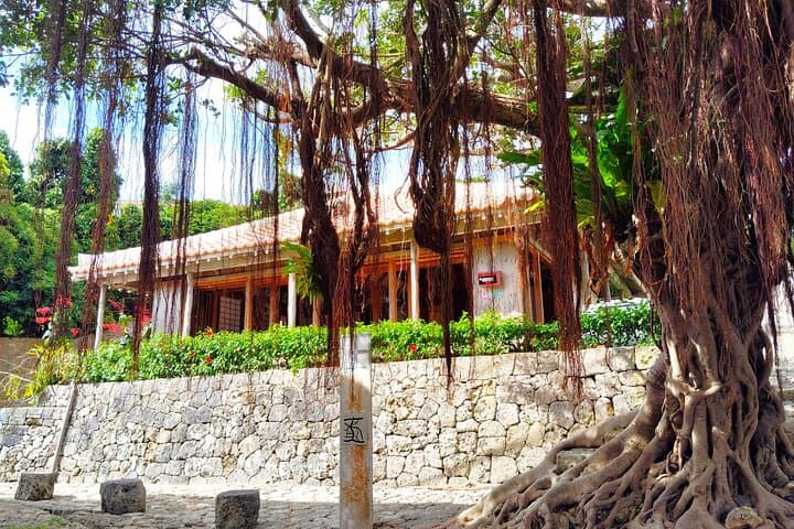 Shurijo Castle & Royal Mausoleum Tour – Ryukyu Kingdom Heritage — photo 10