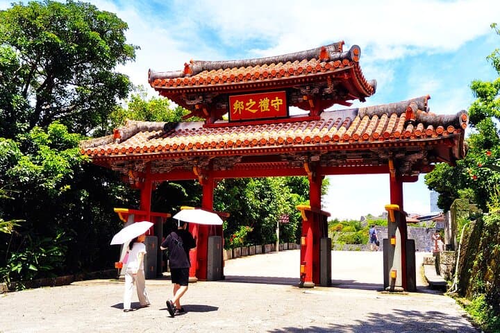 Shurijo Castle & Royal Mausoleum Tour – Ryukyu Kingdom Heritage — photo 4