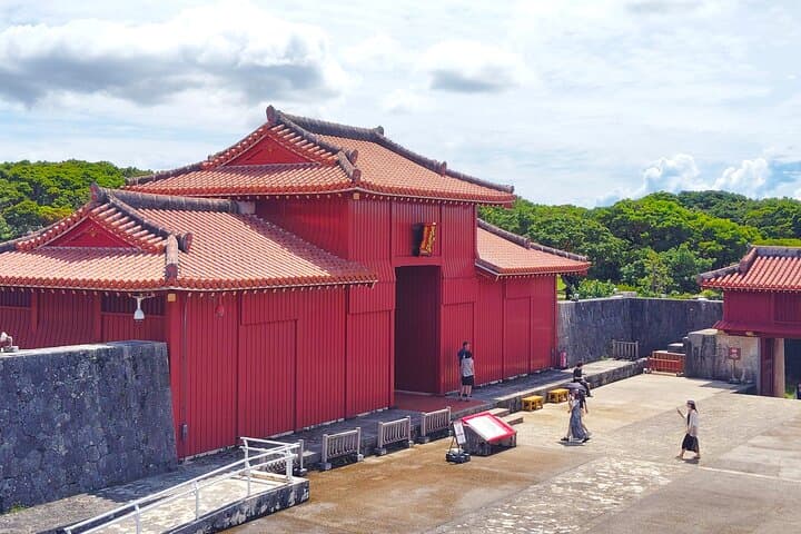 Shurijo Castle & Royal Mausoleum Tour – Ryukyu Kingdom Heritage — photo 8