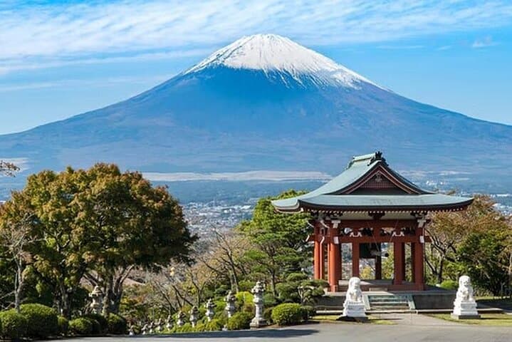 Shizuoka Private Vehicle Service with Restaurant Reservation — photo 3
