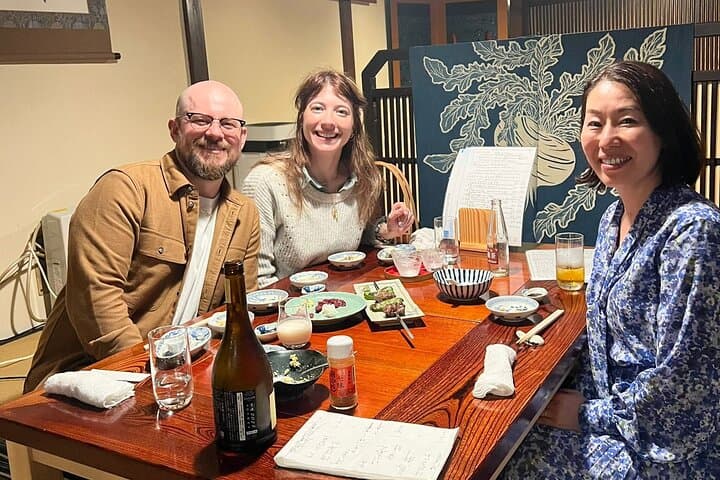 Takayama: Private Night Walking Tour with Dinner — photo 4