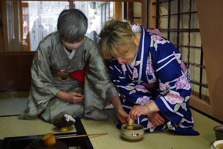 Wagashi Workshop and Tea Ceremony in Kanazawa — photo 6