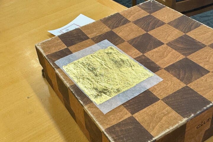 Gold Leaf Workshop and Culture Walk in Kanazawa — photo 3