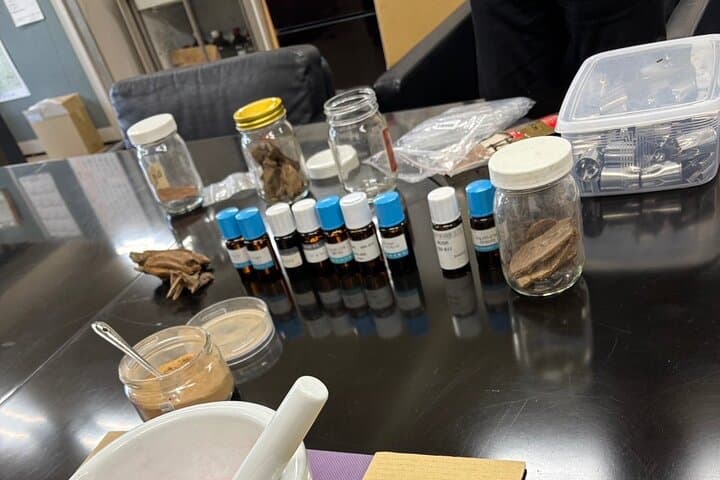 Incense Making Class in Sakai — photo 3