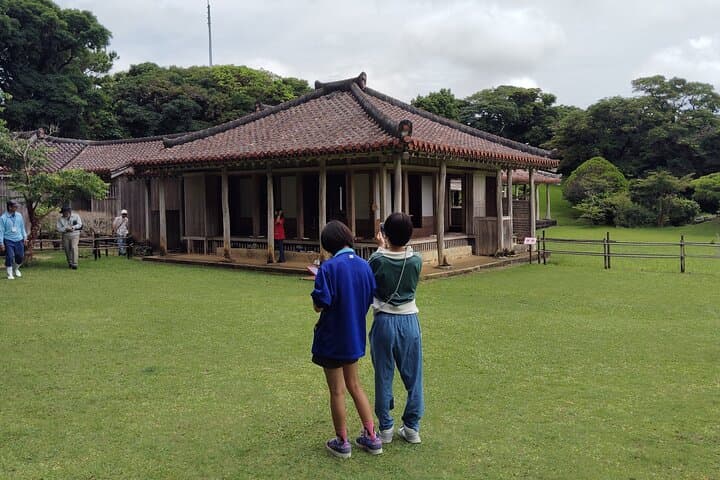Naha: Walk Through Shikinaen, a Historic Royal Garden — photo 2