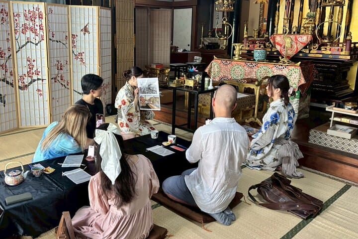 Traditional Japanese Temple Calligraphy Experience — photo 4