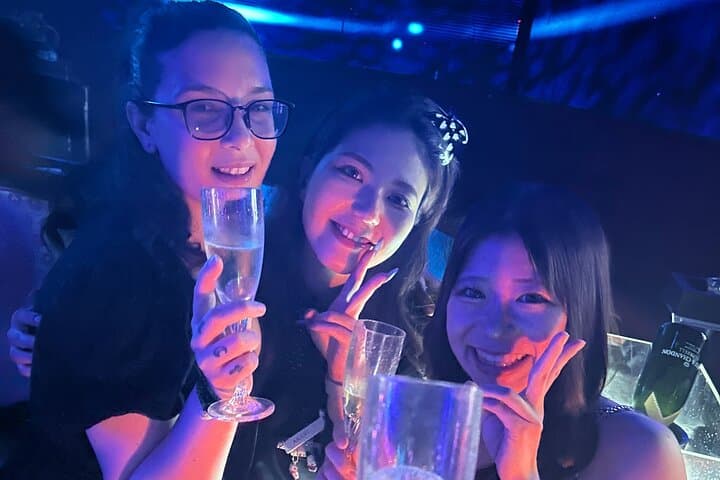 Tokyo VIP private nightlife tour with a local insider — photo 2